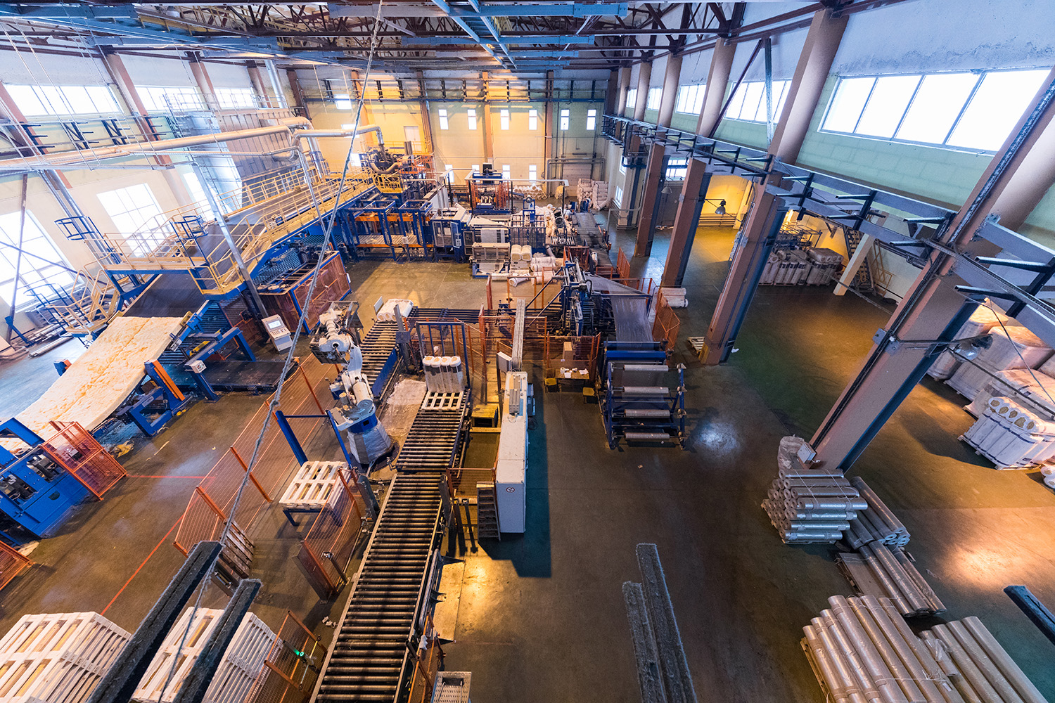 industry-equipment-at-manufacturing